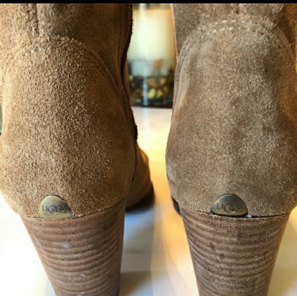 UGG boots - Picture 9 of 9